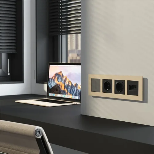 Рамка из металла на 4 поста АluMax шампань алюминий W0043511 - фото 3