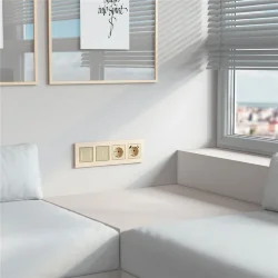 Рамка из металла на 4 поста АluMax шампань алюминий W0043511