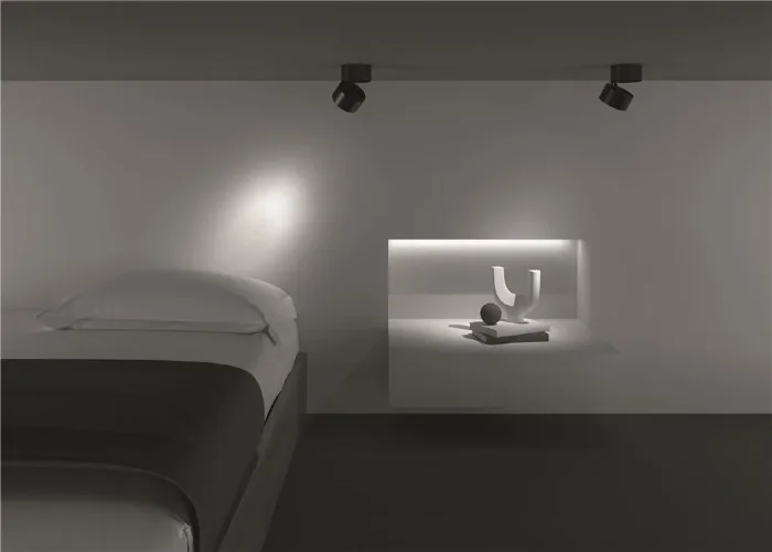 Потолочный светильник Yin 4000K 1x15Вт 24° (Черный) - фото 2