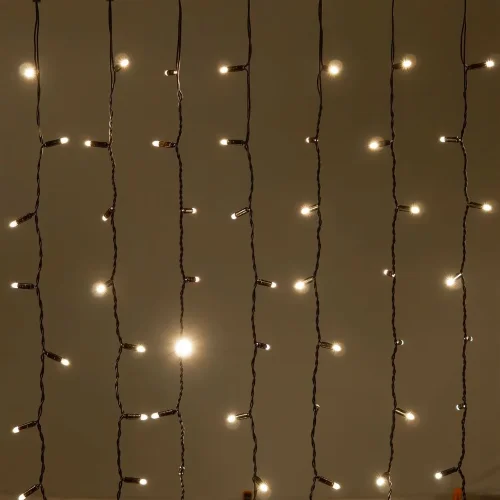 Гирлянда Занавес 2 x 3 м Тепло-Белый 220В, 600 LED, Провод Черный Каучук 2,3мм, IP65. Фото 4.