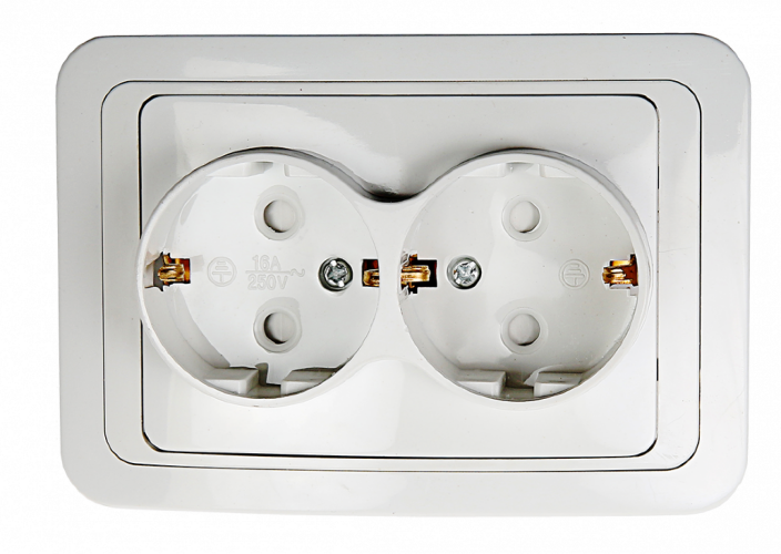 Розетка двойная с заземлением со шторкой CLASSICO белая 2128x IN HOME - Фото 2