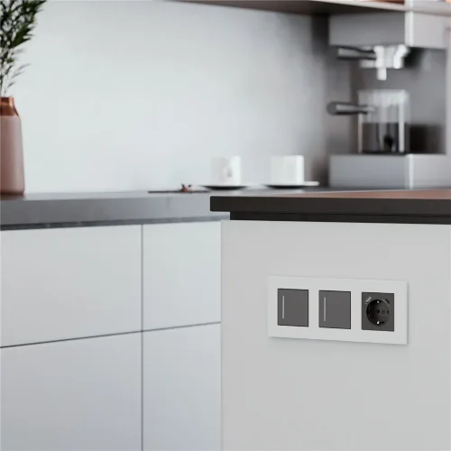 Рамка из поликарбоната на 3 поста Slab белый софт W0032961 - фото 4