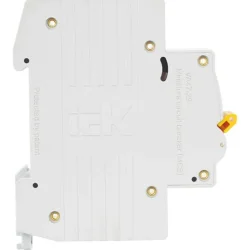 Выключатель автоматический модульный 1п C 3А 4.5кА ВА47-29 KARAT IEK MVA20-1-003-C