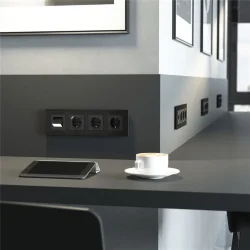 Рамка из металла на 4 поста АluMax черный алюминий W0043508