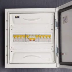 Выключатель нагрузки (мини-рубильник) 1п 32А ВН-32 KARAT IEK MNV10-1-032