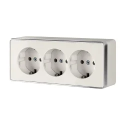 Розетка тройная с заземлением и шторками Gallant слоновая кость W5073103