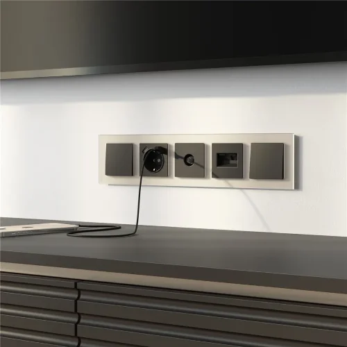 Рамка из стекла на 5 постов Senso шампань soft-touch W0053111 - фото 2