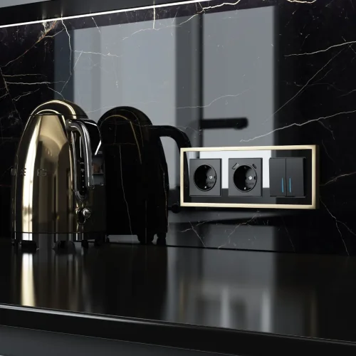 Рамка из металла на 3 поста Baguette черный/латунь W0032852 - фото 2