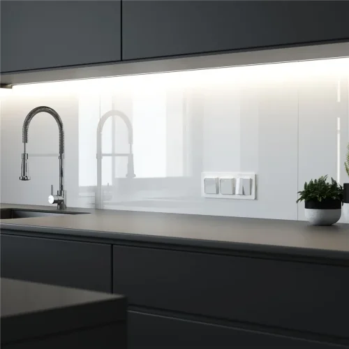 Розетка влагозащ. с зазем. с защит. крышкой и шторками (белый акрил) W1171241 - фото 3