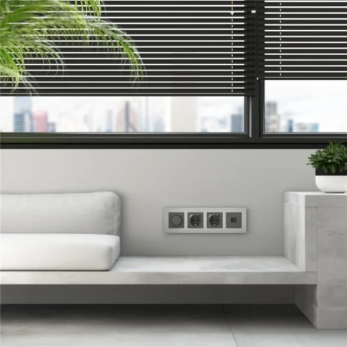 Рамка из металла на 4 поста АluMax алюминий W0043506 - фото 3