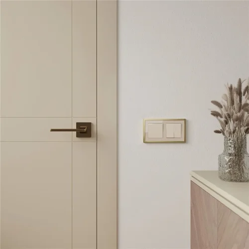 Рамка из металла на 2 поста Baguette айвори/латунь W0022851 - фото 5