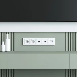 Рамка из поликарбоната на 5 постов Stark белый W0051801