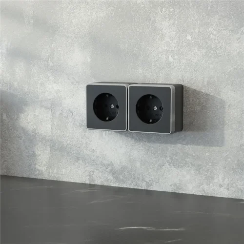 Розетка с заземлением и шторками Gallant черный с серебром W5071134 W5071134 - фото 3