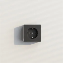 Розетка с заземлением и шторками Gallant черный с серебром W5071134 W5071134