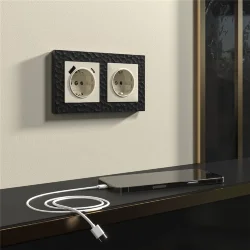 Розетка с заземлением, шторками и USB тип A+C (слоновая кость) W1171703