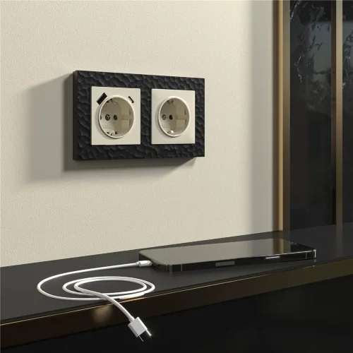 Розетка с заземлением, шторками и USB тип A+C (слоновая кость) W1171703 - фото 2