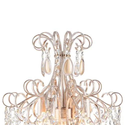 Серия Chabrol заслуживает особого внимания благодаря интересному цветовому сочетанию отделки арматуры, каплевидным кристаллам из стекла. Благодаря необычному дизайну светильники станут настоящим украшением любого интерьера! (Белый с Золотом) - фото 5
