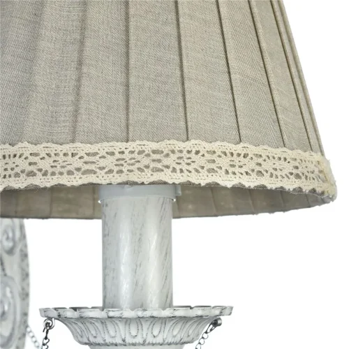 Главные украшения светильников Donata – необычные изгибы арматуры и большая подвеска в виде шара на серебристой цепочке. Изящные светильники выполнены в классическом стиле и могут украсить интерьер любого помещения. (Белый) - фото 6