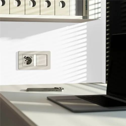 Сенсорный выключатель двухклавишный с подсветкой (дымчатый) W4522014 - фото 8