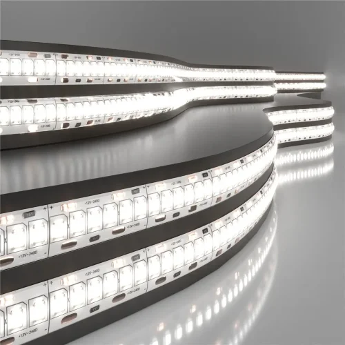 Светодиодная лента 12 В 16 Вт/м 240 Led/м 2835 IP65, дневной белый 4200K, 5 м Лента светодиодная 12V 16W 240Led 2835 IP65 дневной белый, 5м - фото