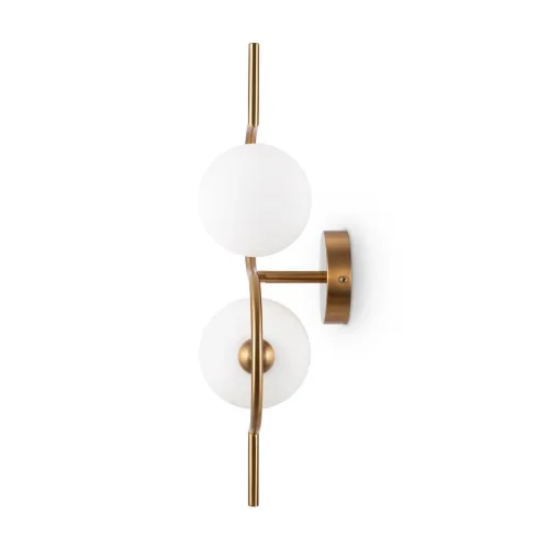 Плавные симметричные контуры создают визуально легкий и гармоничный облик серии. Символика «инь-ян» и трендовый силуэт сферы – образа бесконечности – наполняют дизайн метафорическим смыслом. Минималистичная металлическая арматура окрашена в цвет латуни. С