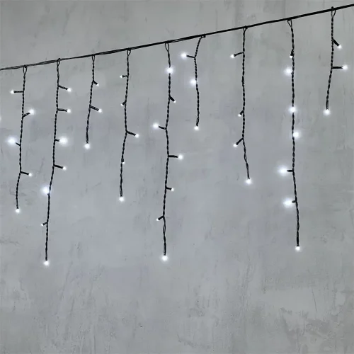 Гирлянда Бахрома 4,9 x 0,5 м Белая 220В, 240 LED, Провод Черный ПВХ, IP54. Фото 1.