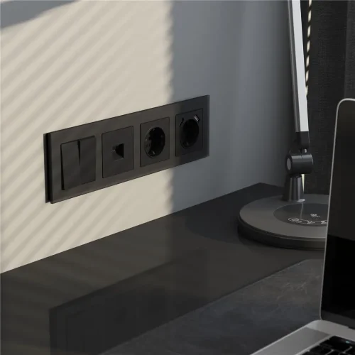 Рамка из стекла на 4 поста Senso черный soft-touch W0043108 - фото 2