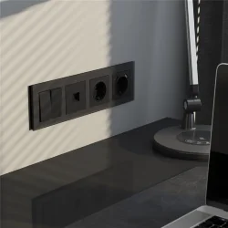 Рамка из стекла на 4 поста Senso черный soft-touch W0043108