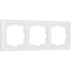 Рамка из поликарбоната на 3 поста Snabb Basic белый W0032001