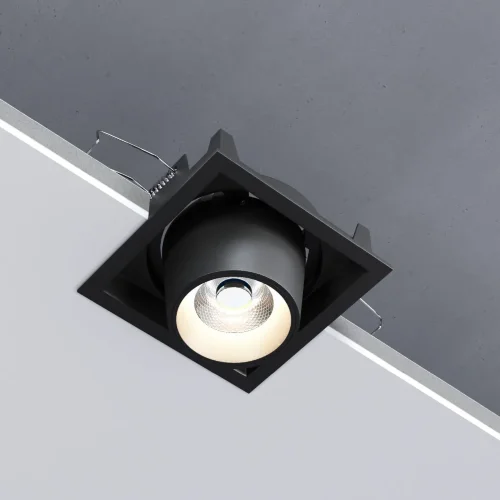 Потолочный светодиодный светильник поворотный Conner 8W 4000K чёрный 25087/LED - фото 5