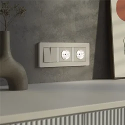 Розетка с подсветкой W (айвори матовый) W1171462