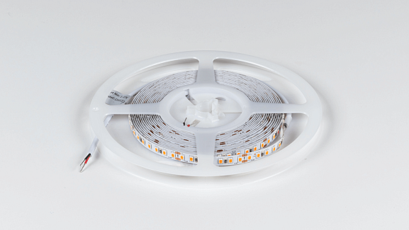 Светодиодная лента LUX для мясных продуктов, 2835, 140 LED/м, 14,4 Вт/м, 24В, IP33, Теплый белый (1800-2000K), DSG2140-24-MT-33. Фото 3