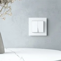 Рамка из стекла на 1 пост Senso белый soft-touch W0013101