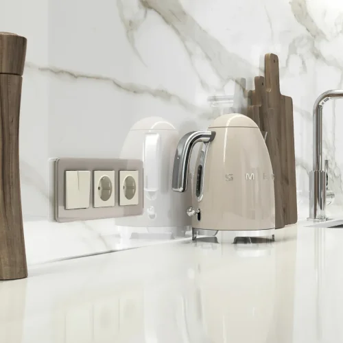 Розетка с заземлением и шторками (айвори матовый) W1171162 - фото 3