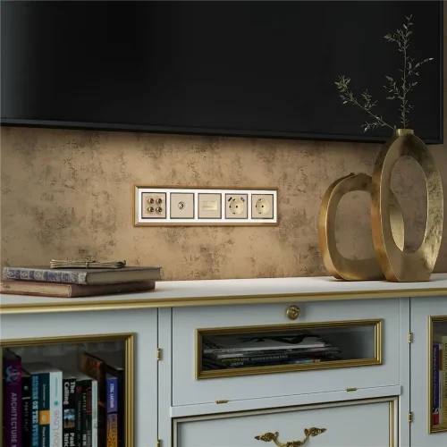 Розетка с заземлением и шторками (шампань) W1171111 - фото 9