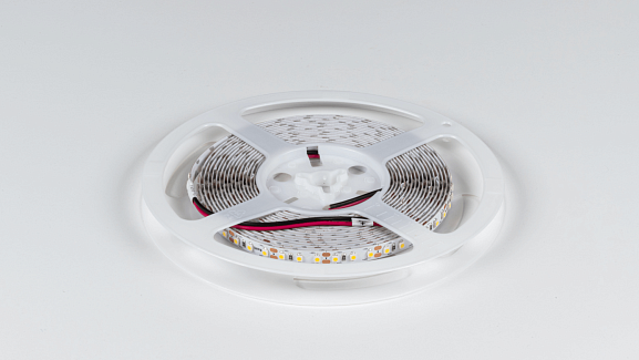 Светодиодная лента IP33 12 Вольт нейтрального белого свечения, DSG3120-12-NW-33. Фото 3