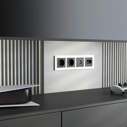 Рамка из стекла на 4 поста Favorit белый матовый W0041105 - фото 4