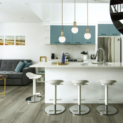 Подвесной светильник со стеклянным плафоном 50151/1 золото (047469)