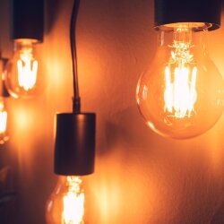 LED-A60-6W-GOLDEN-E27 GLV21GO Лампа светодиодная Vintage, Форма A, золотистая колба