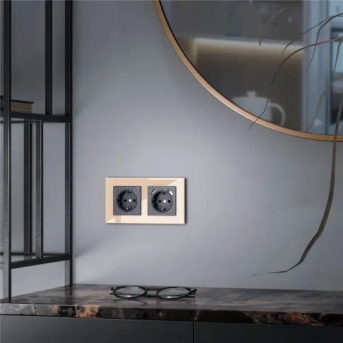 Рамка из стекла на 2 поста Favorit шампань W0021111 - фото 2