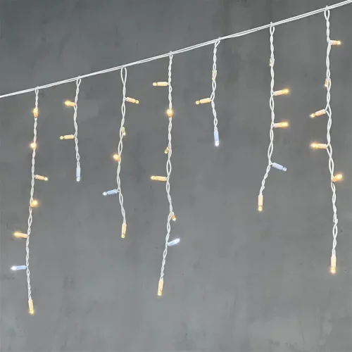Гирлянда Бахрома 3,1 x 0,5 м Тепло-Белая с Мерцанием Белого Диода 220В, 120 LED, Провод Белый Каучук, IP65. Фото 1.