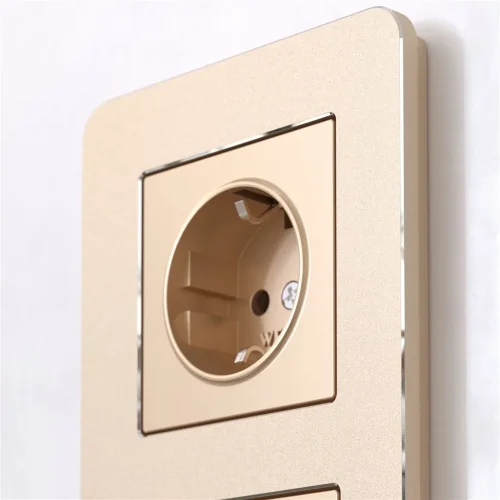 Рамка из металла на 4 поста Platinum шампань W0042611 - фото 2