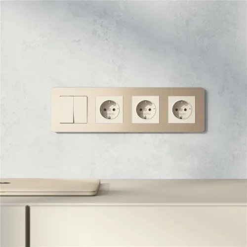 Рамка из металла на 4 поста Platinum шампань W0042611 - фото 3