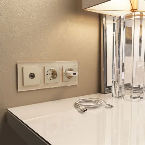 Рамка из стекла на 3 поста Favorit шампань W0031111 - фото 3