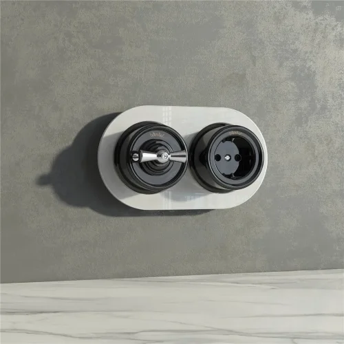 Розетка с заземлением черный ретро W5671008 - фото 3