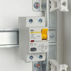 Выключатель дифференциального тока (УЗО) 2п 25А 10мА тип AC ВД1-63 KARAT IEK MDV10-2-025-010