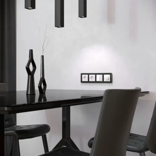 Рамка из металла на 4 поста Platinum черный алюминий W0042608 - фото 4