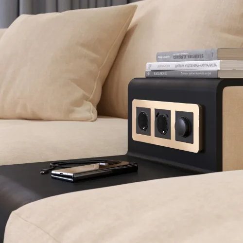 Рамка из металла на 3 поста Platinum шампань W0032611 - фото 4