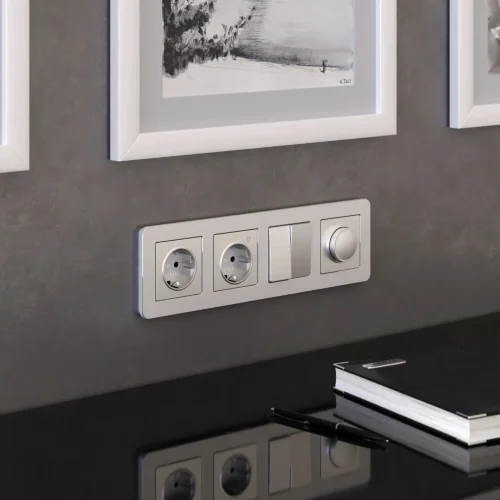 Рамка из металла на 4 поста Platinum алюминий W0042606 - фото 3