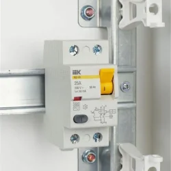 Выключатель дифференциального тока (УЗО) 2п 25А 30мА тип AC ВД1-63 KARAT IEK MDV10-2-025-030